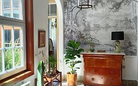 Villa En Entorno De Cuento El Patio De Hortensia